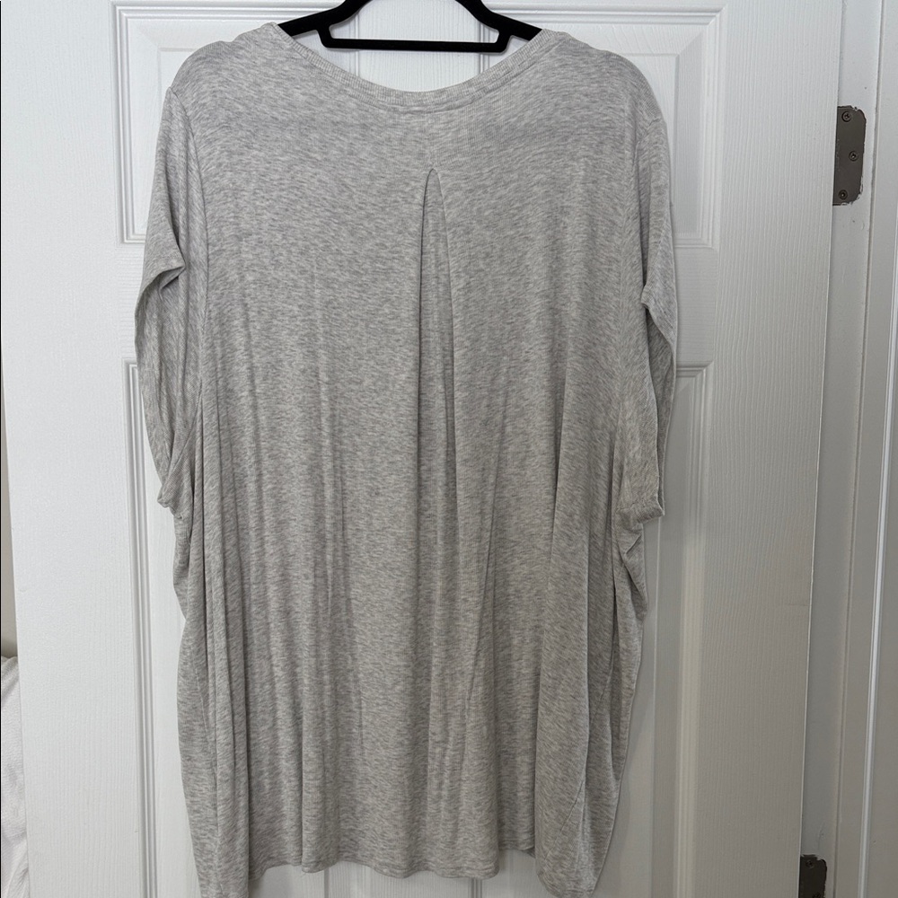 Athleta Light Gray Short Sleeve Tee - Picture 2 of 3